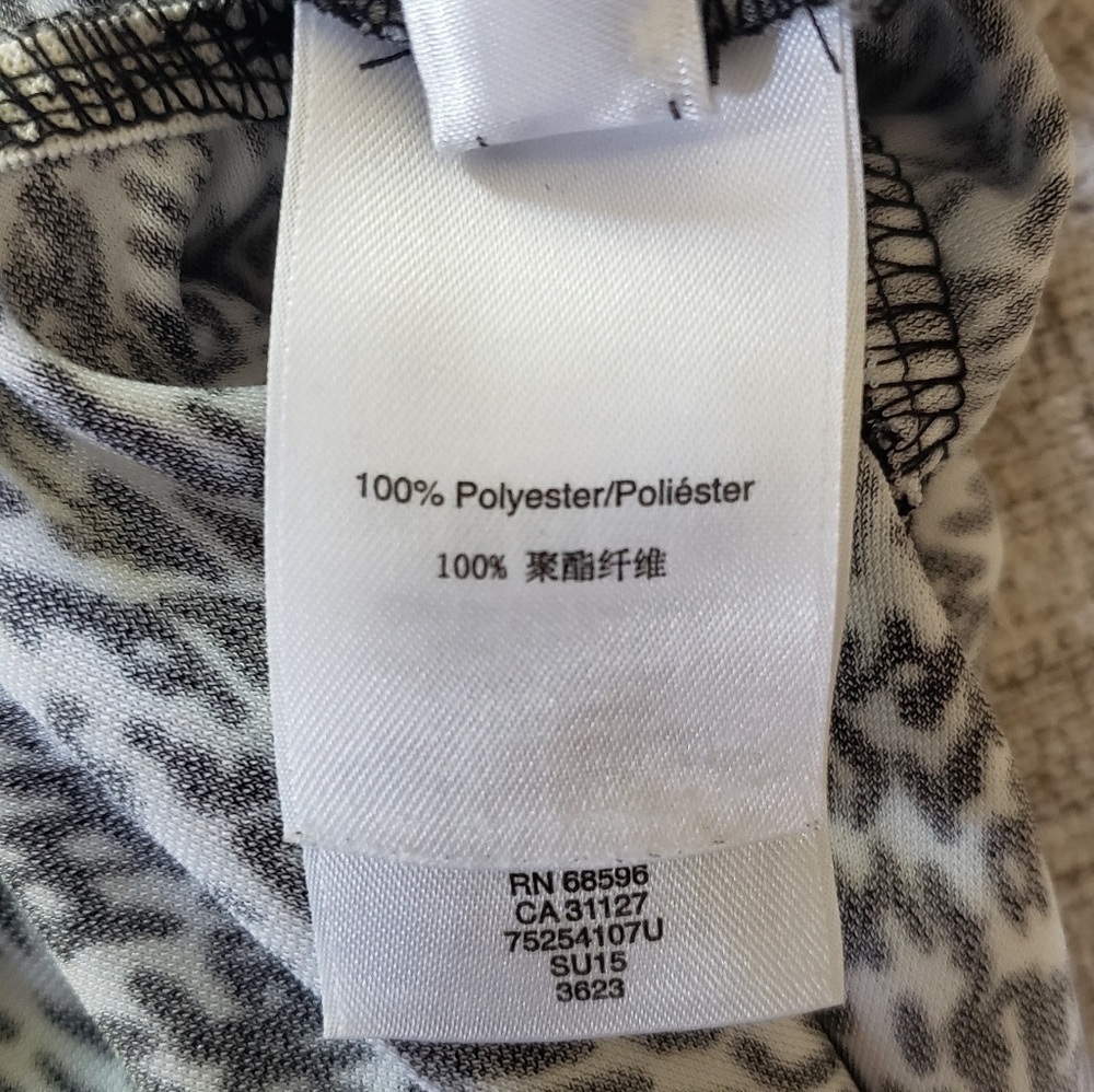 DkNY short Romper - Picture 7 of 8